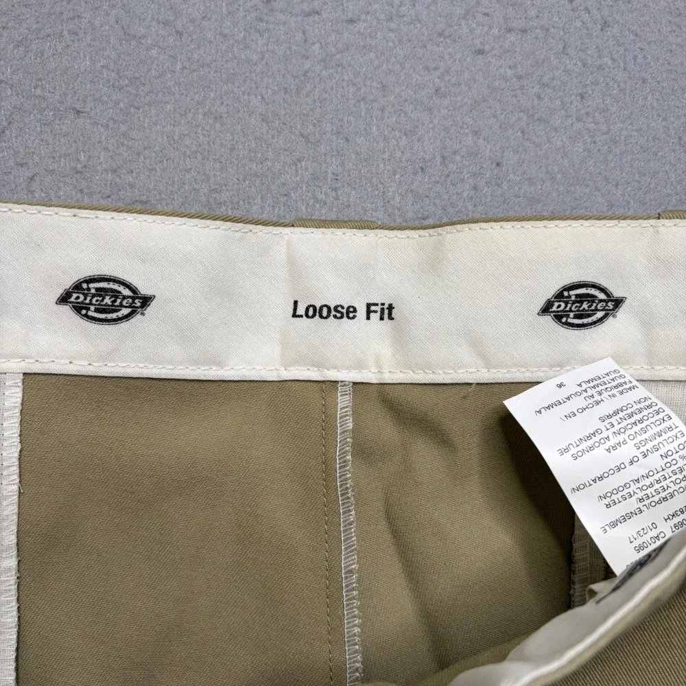 Dickies Work Short Mens 36 Khaki WR640KH 13 Inseam Relaxed Loose Fit NWT